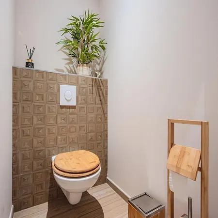 Little Bangkok - Luxury Spa Apartment Toulon Buitenkant foto