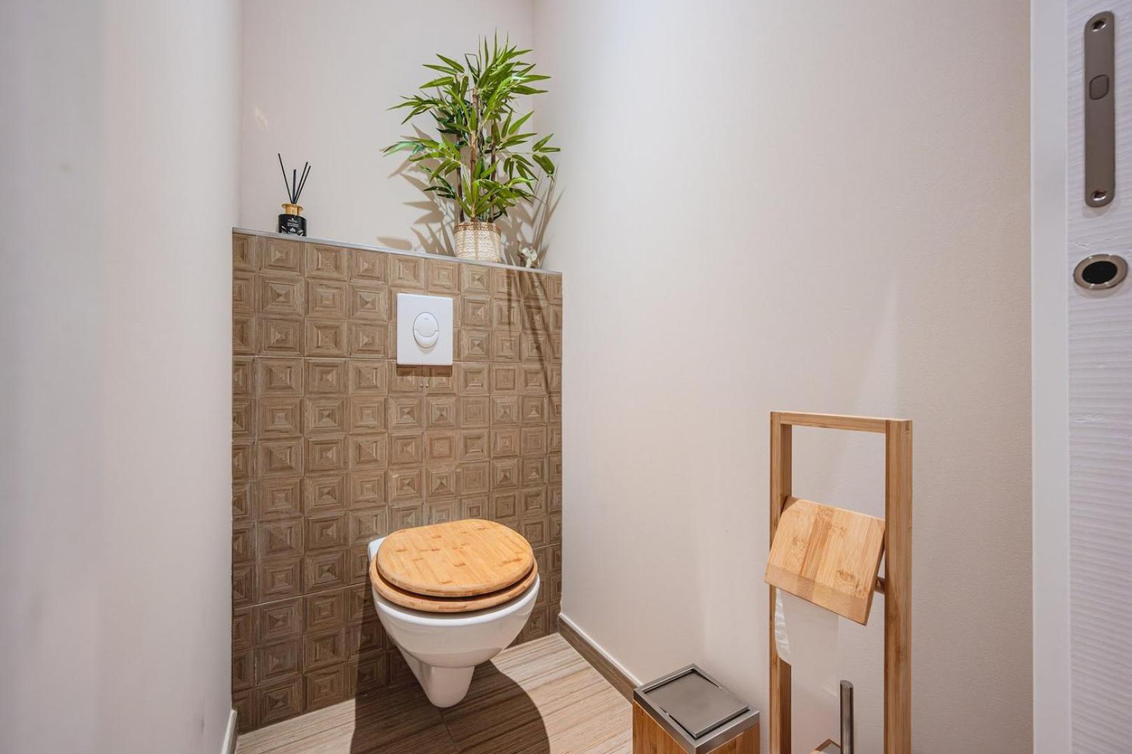 Little Bangkok - Luxury Apartment